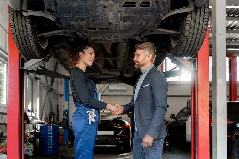 bénéficier des conseils de professionnels en mécanique auto